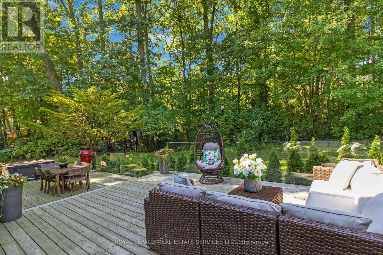 1489 Rogerswood Court, Mississauga, ON - Outdoor With Deck Patio Veranda