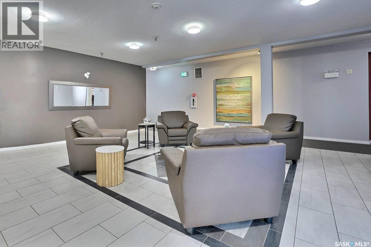 201 4721 Mctavish Street, Regina, SK - Indoor