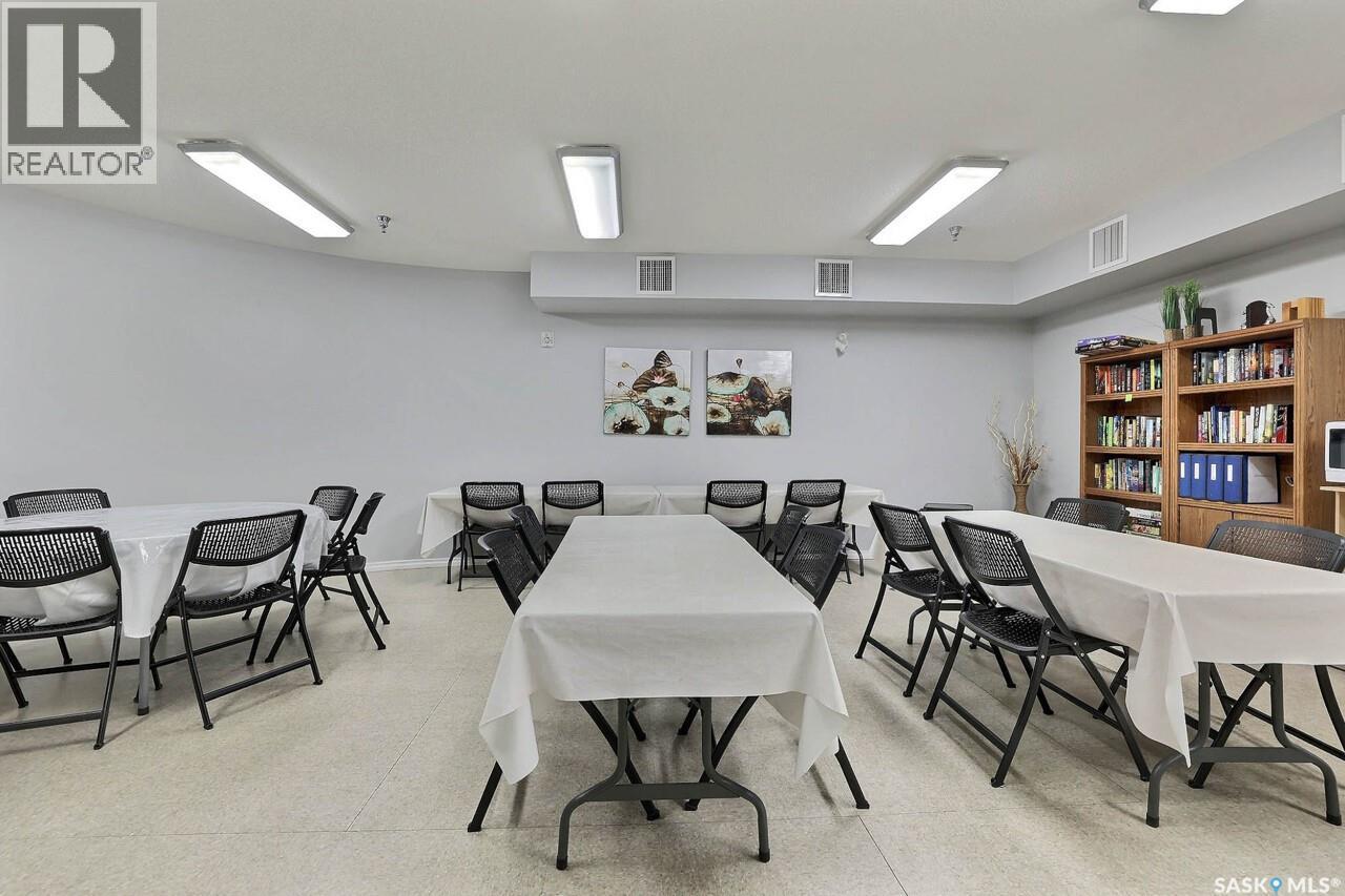 201 4721 Mctavish Street, Regina, SK - Indoor