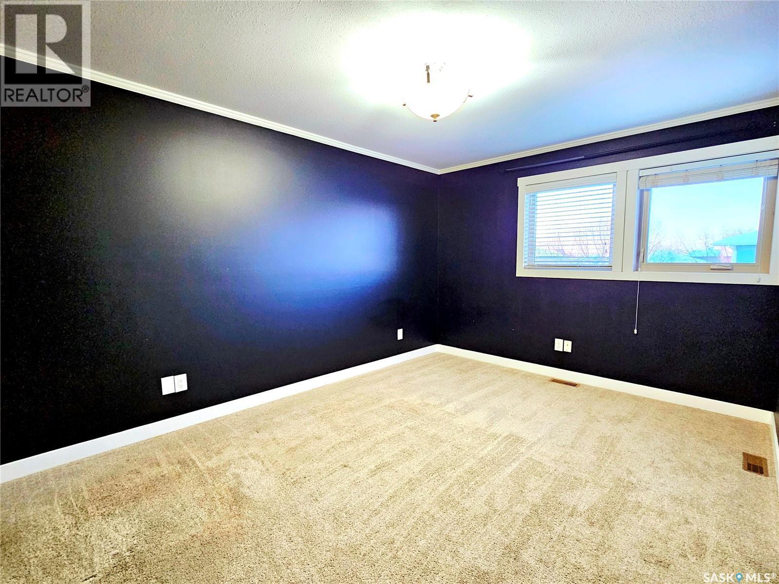 121 115 Shepherd Crescent, Saskatoon, SK - Indoor Photo Showing Other Room