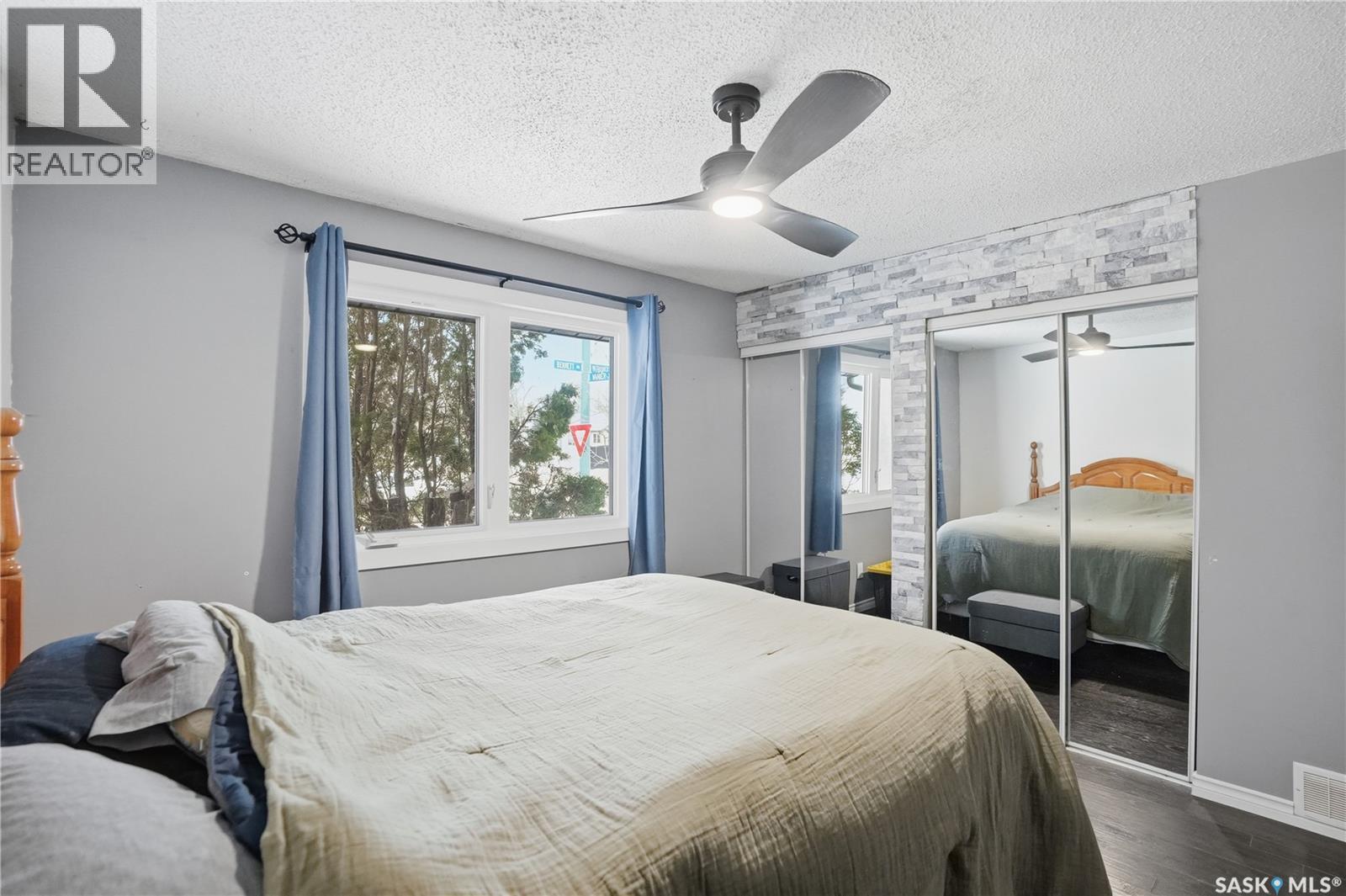 7203 Bennett Drive, Regina, SK - Indoor Photo Showing Bedroom