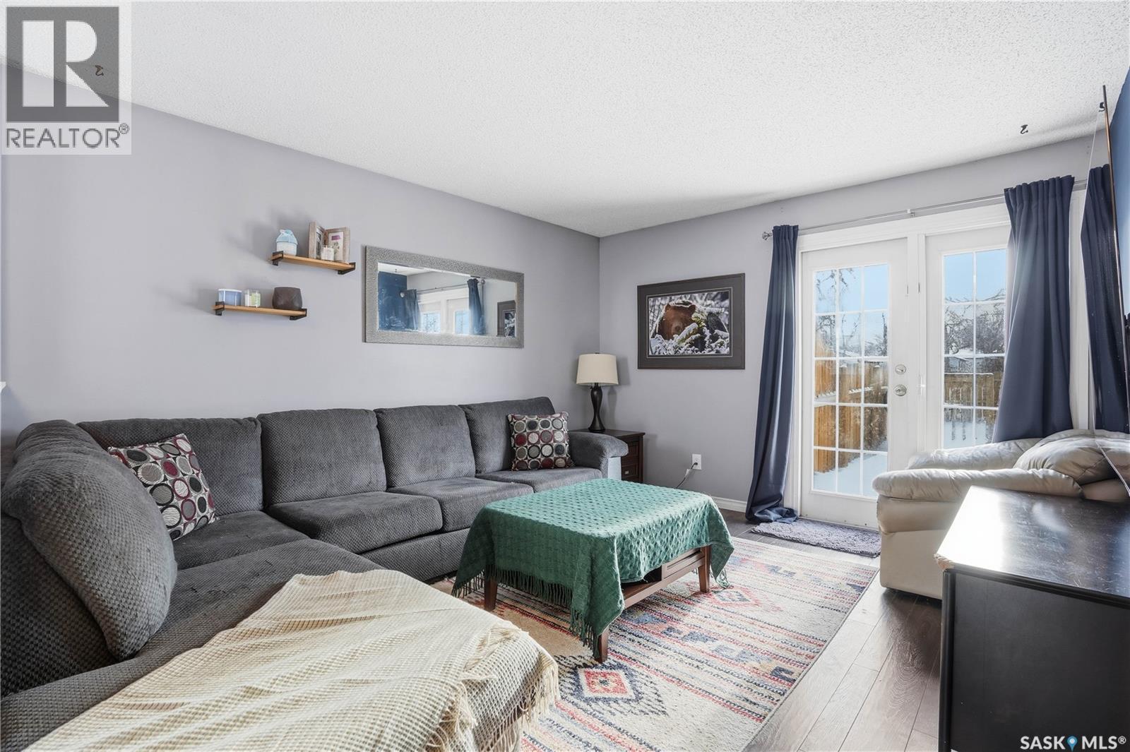 7203 Bennett Drive, Regina, SK - Indoor Photo Showing Living Room