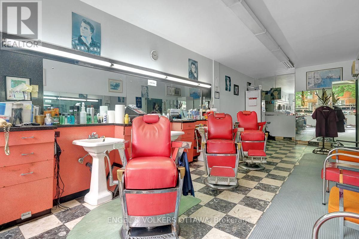 258 Kent Street, Ottawa, ON - Indoor