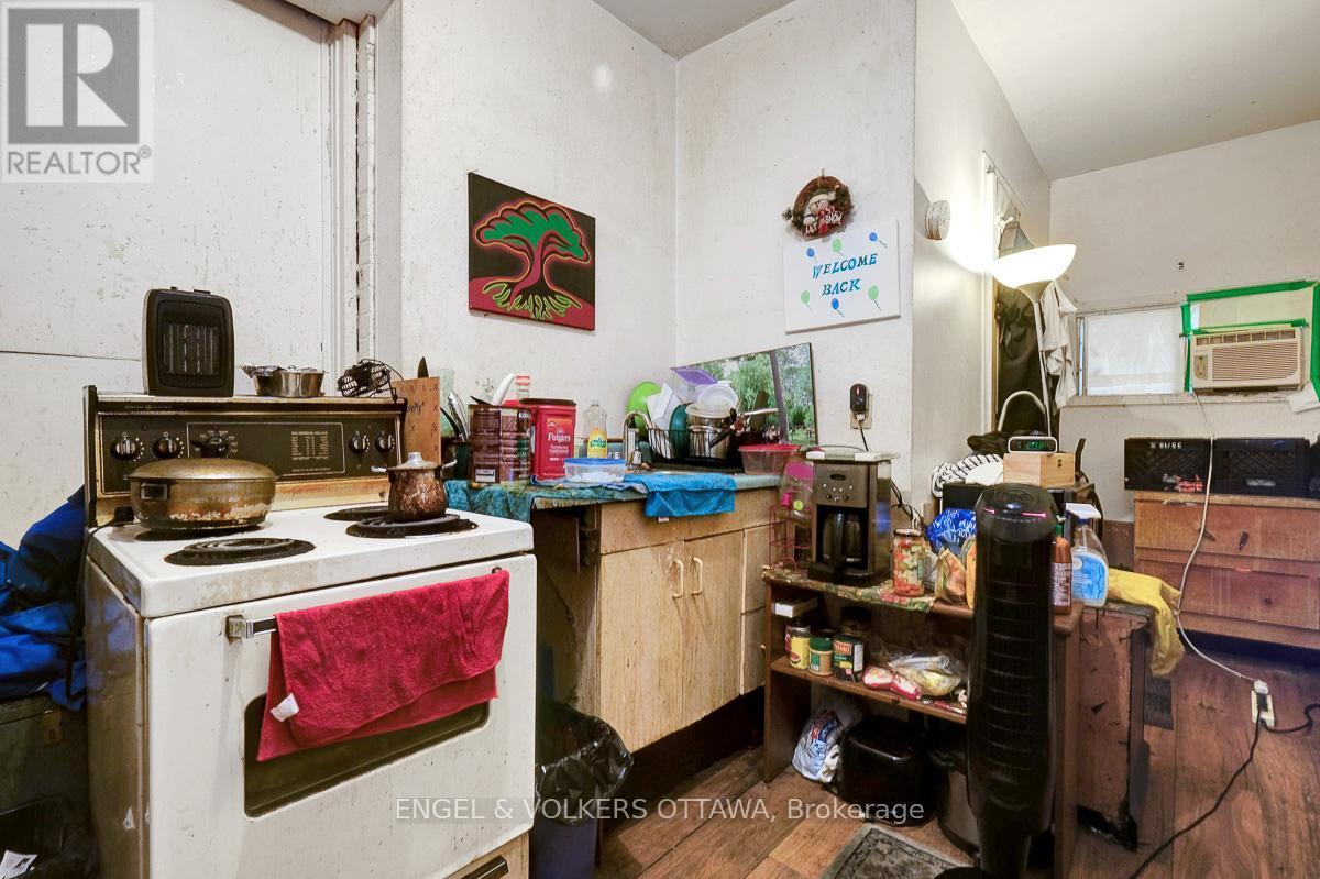 258 Kent Street, Ottawa, ON - Indoor