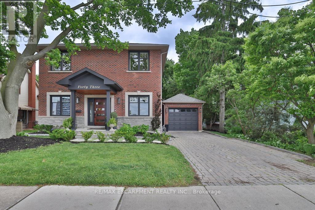 43 Mississauga Road S, Mississauga, ON - Outdoor With Facade