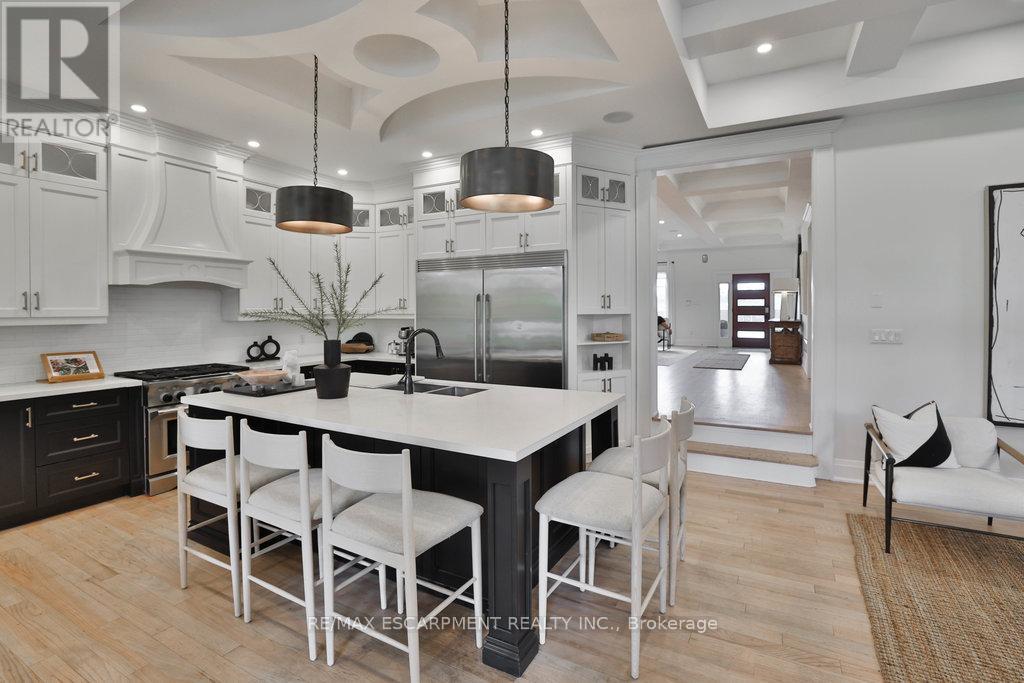 43 Mississauga Road S, Mississauga, ON - Indoor