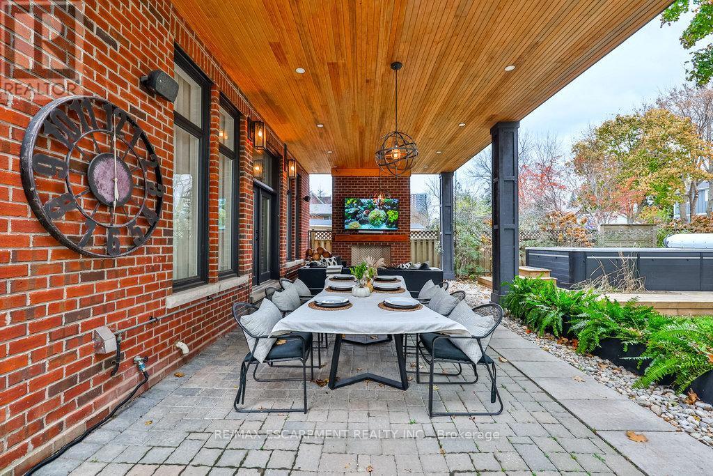 43 Mississauga Road S, Mississauga, ON - Outdoor With Deck Patio Veranda