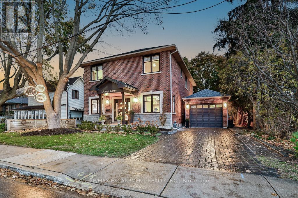 43 Mississauga Road S, Mississauga, ON - Outdoor With Facade