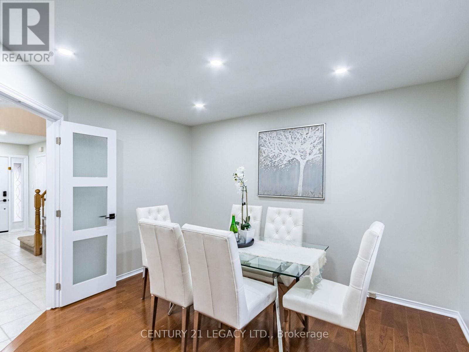 4110 Forest Run Avenue, Burlington, ON - Indoor Photo Showing Dining Room