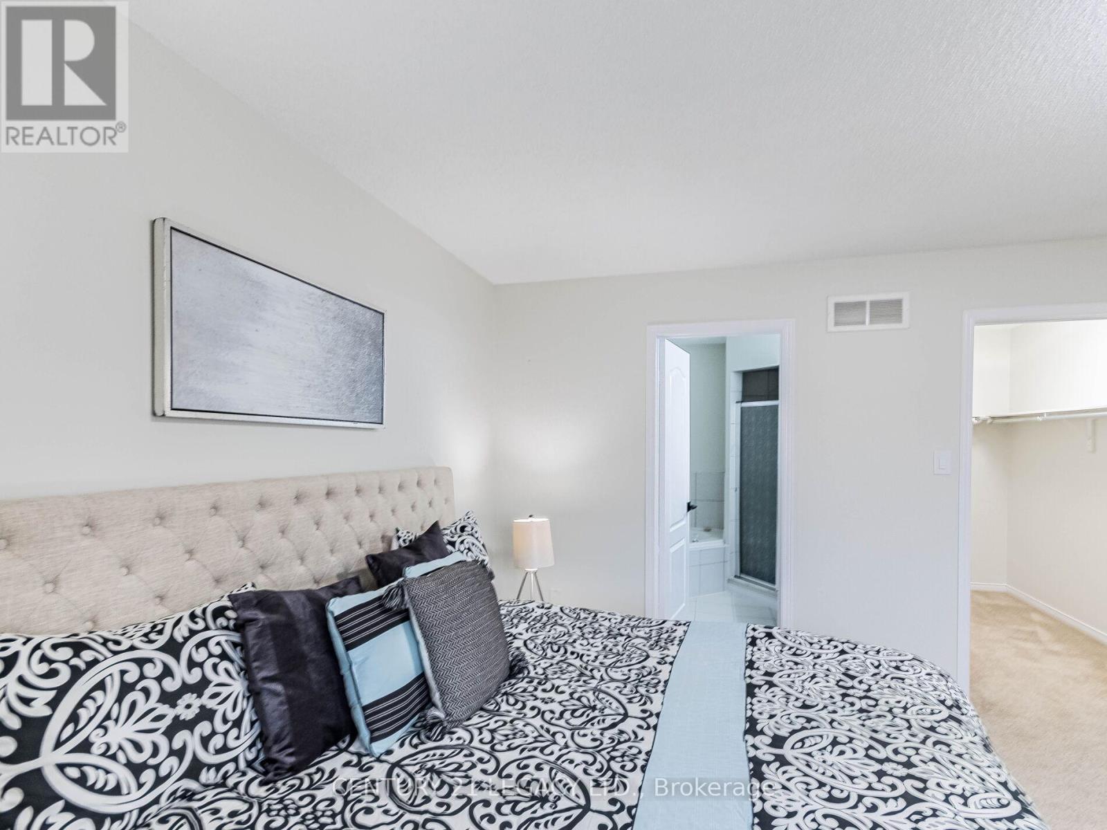 4110 Forest Run Avenue, Burlington, ON - Indoor Photo Showing Bedroom