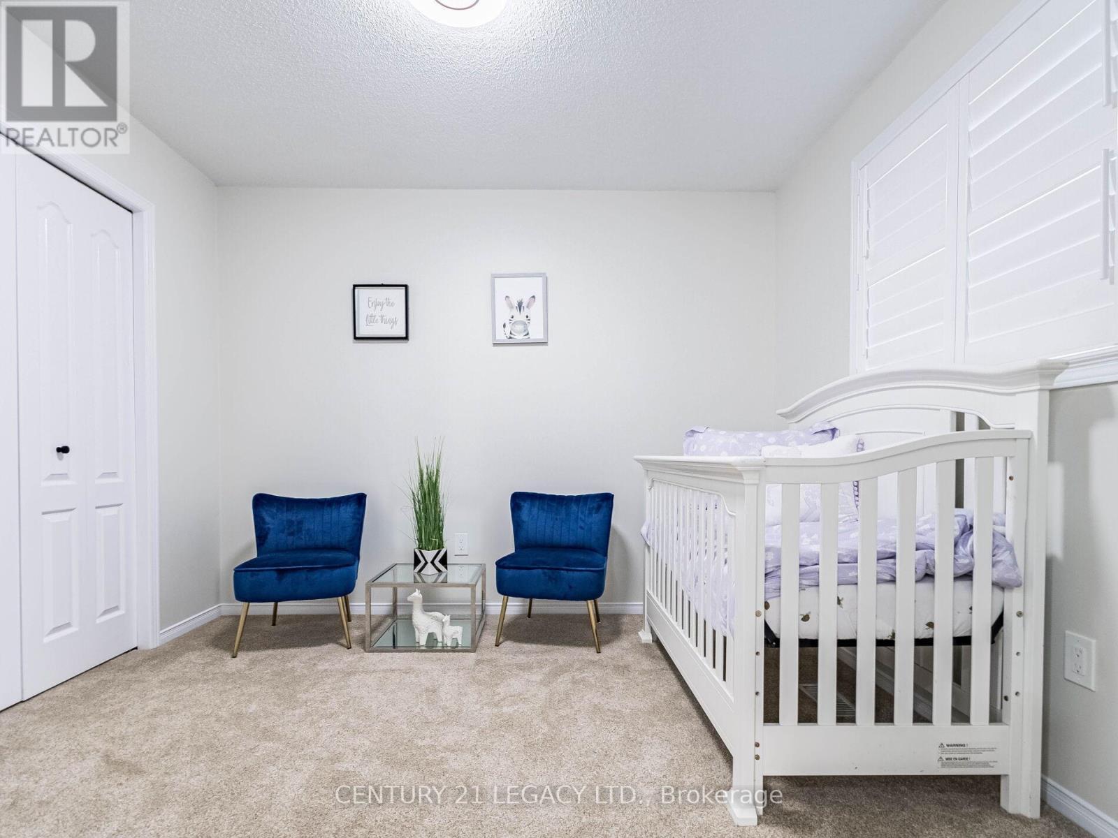 4110 Forest Run Avenue, Burlington, ON - Indoor Photo Showing Bedroom