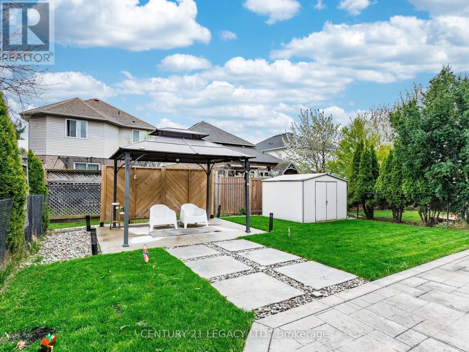 4110 Forest Run Avenue, Burlington, ON - Outdoor