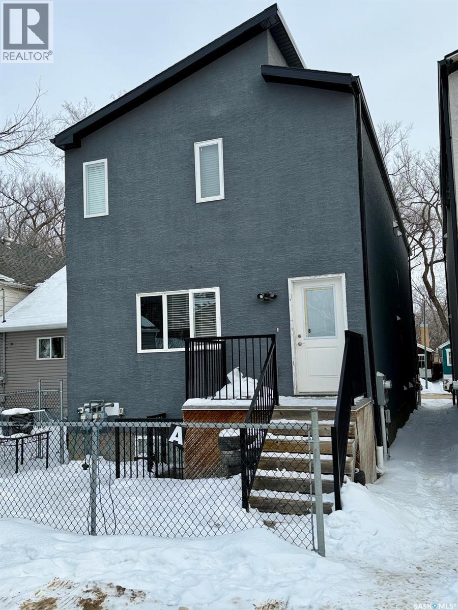 2260 Montreal Street, Regina, SK - Outdoor With Exterior