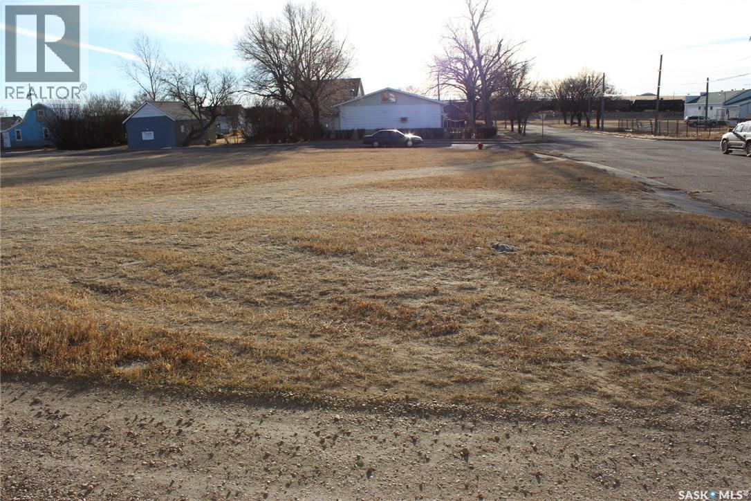 253 2Nd Avenue E, Shaunavon, SK