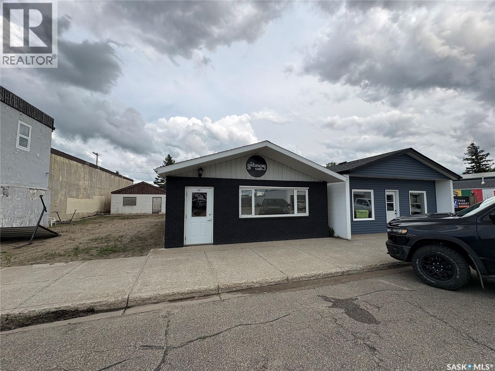 421 Main Street S, Foam Lake, SK