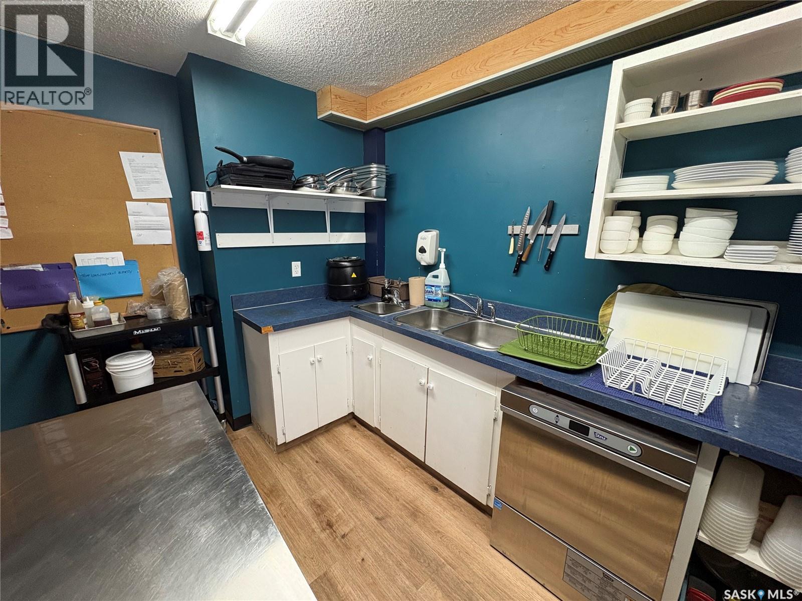421 Main Street S, Foam Lake, SK