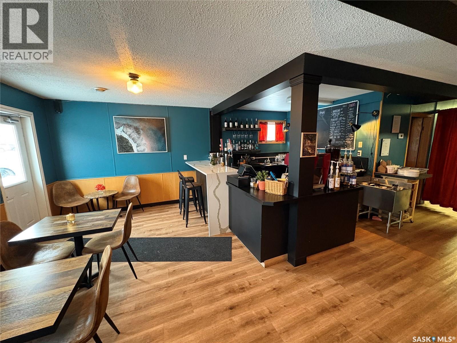 421 Main Street S, Foam Lake, SK