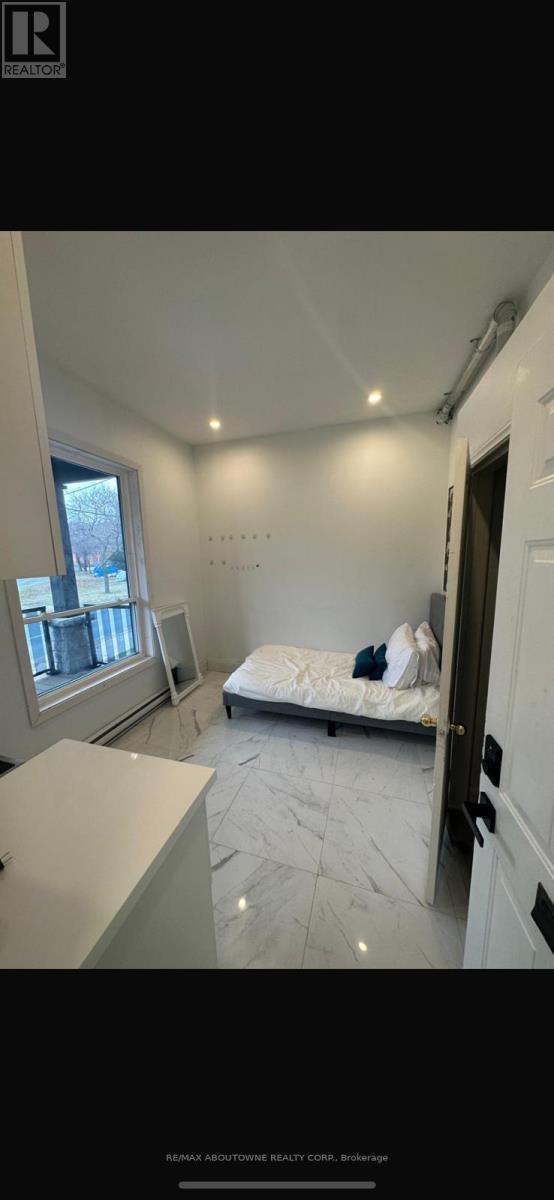 66 Wellington Street S, Hamilton, ON - Photo Showing Other Room