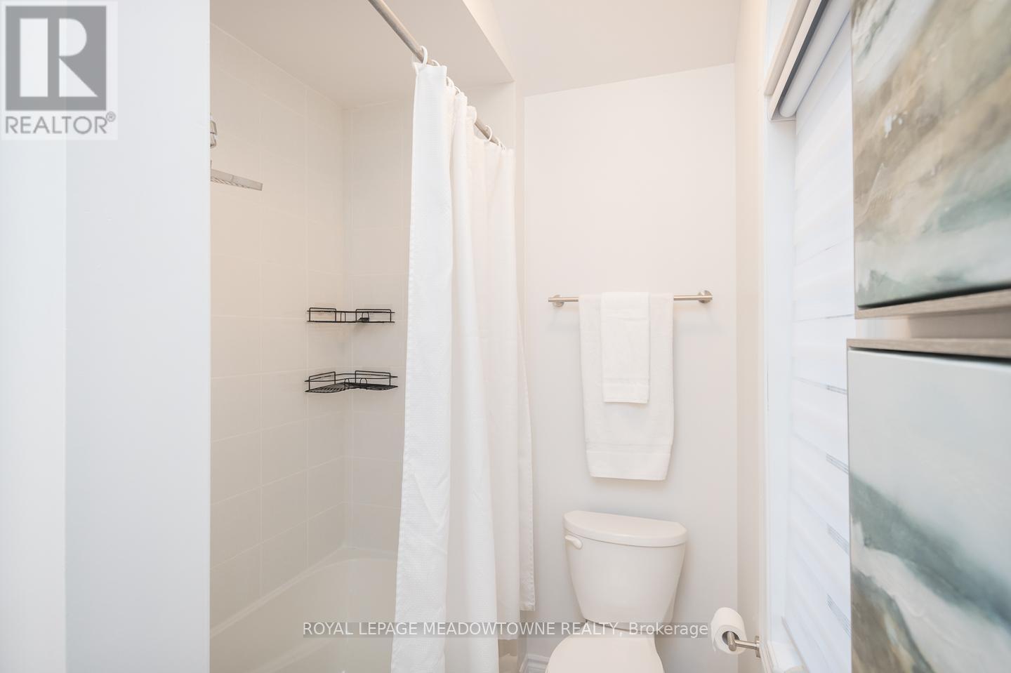 1667 Clitherow Street, Milton, ON - Indoor Photo Showing Bathroom