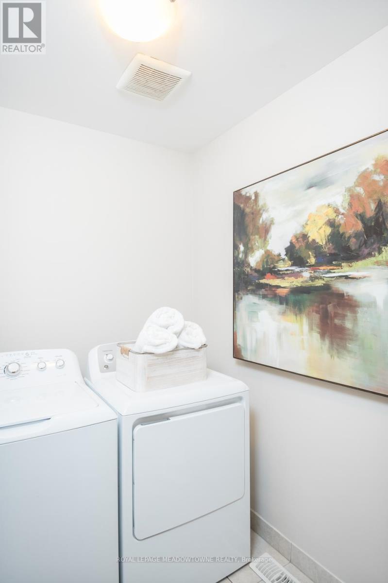 1667 Clitherow Street, Milton, ON - Indoor Photo Showing Laundry Room