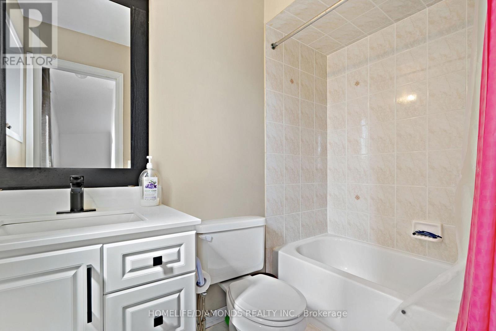 540 Delphine Drive, Burlington, ON - Indoor Photo Showing Bathroom