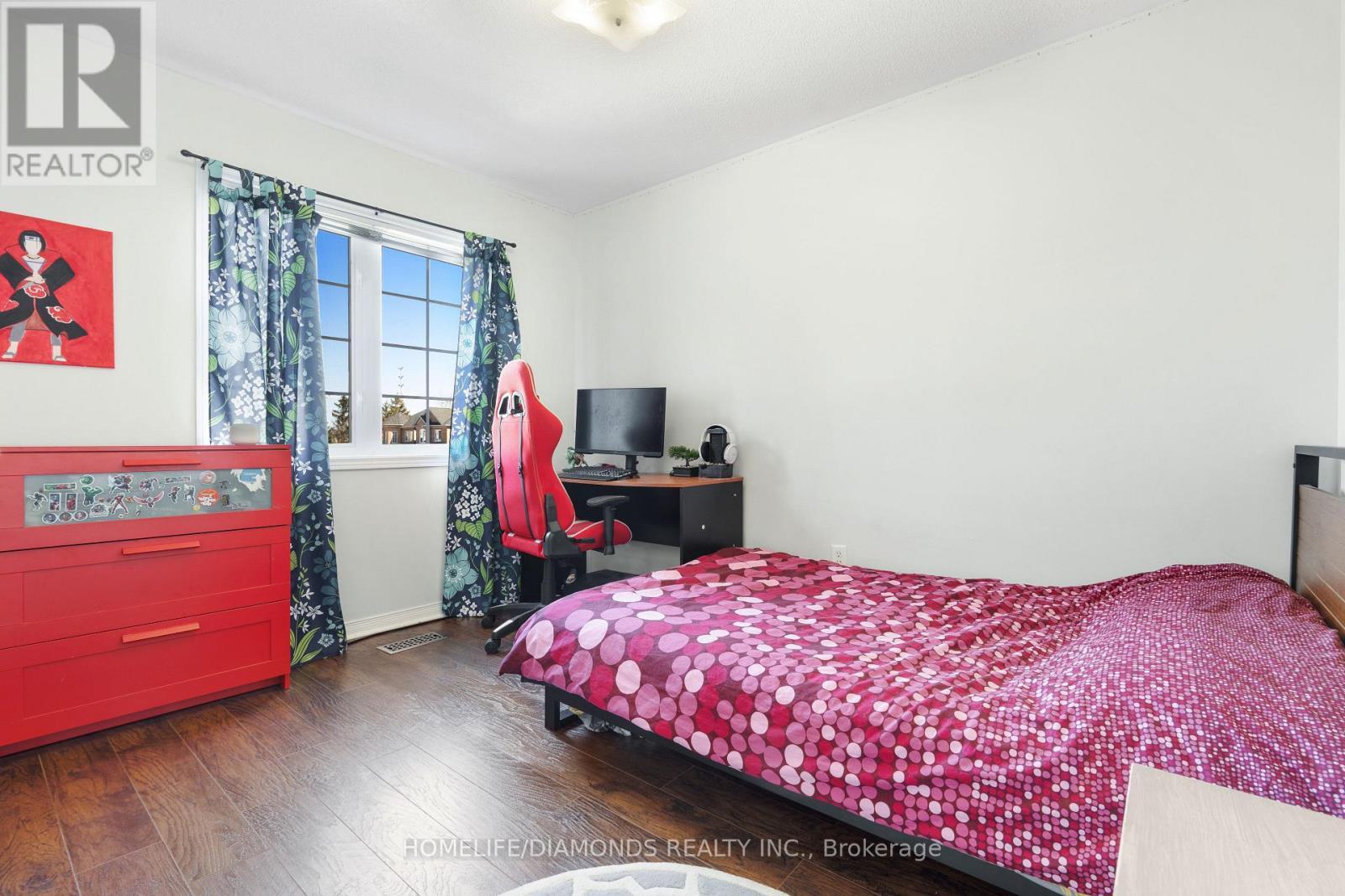 540 Delphine Drive, Burlington, ON - Indoor Photo Showing Bedroom