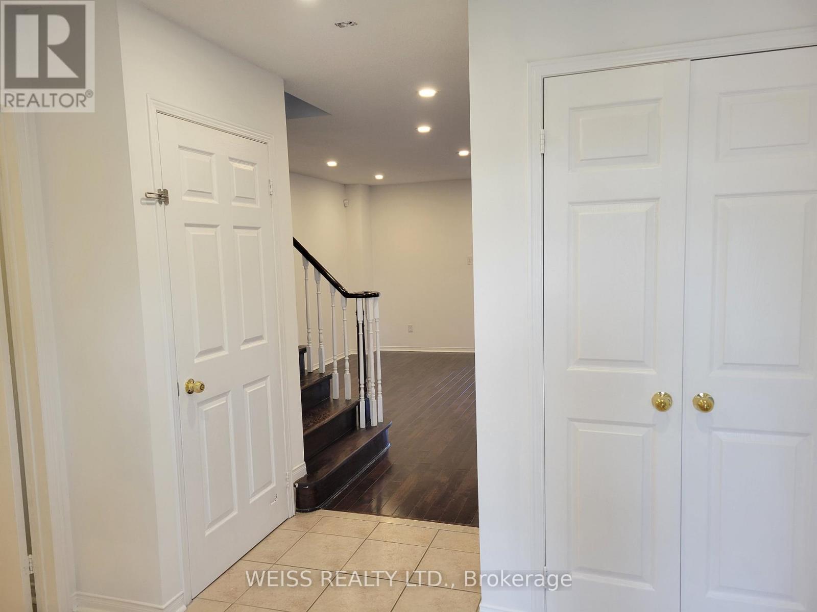 1068 Foxglove Place, Mississauga, ON - Indoor Photo Showing Other Room