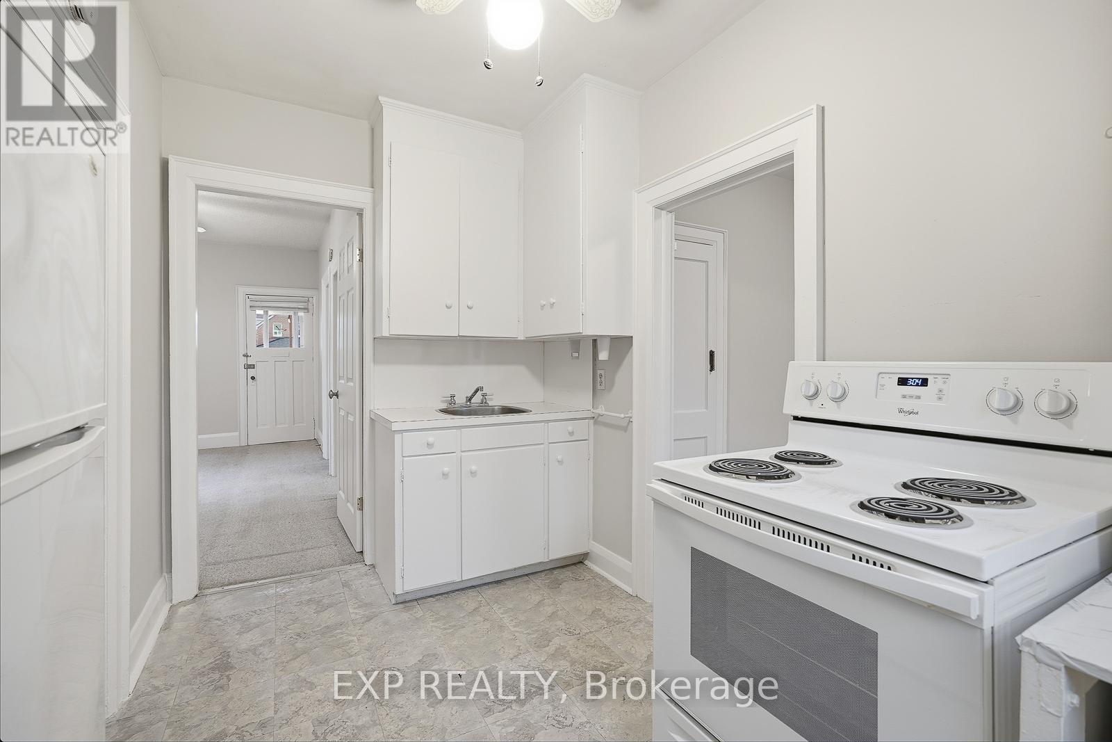 1105 Haig Boulevard, Mississauga, ON - Indoor