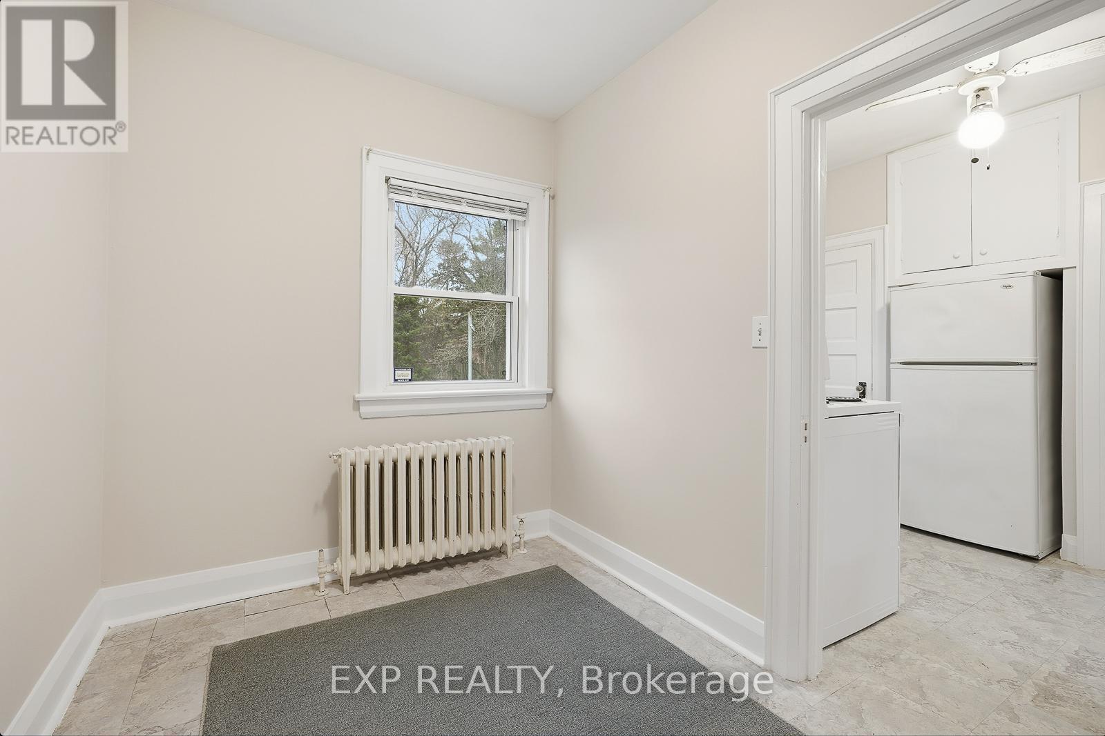 1105 Haig Boulevard, Mississauga, ON - Indoor Photo Showing Other Room