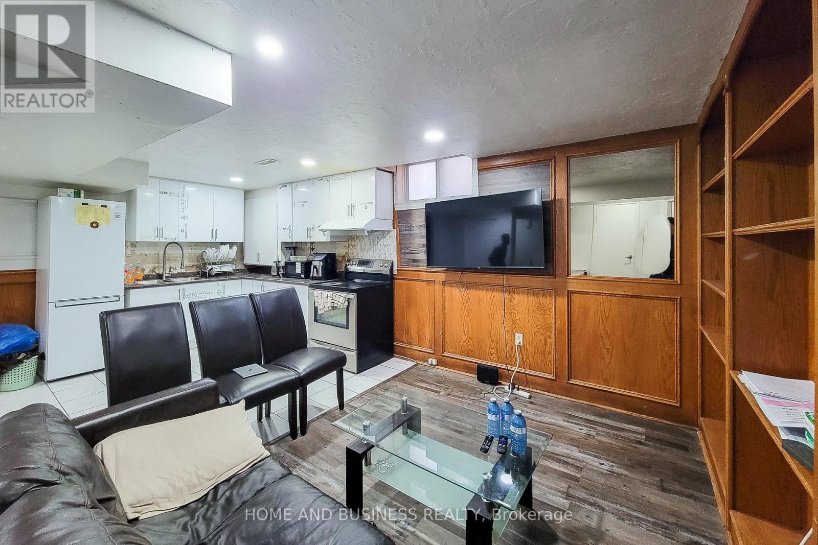 5213 Palomar Crescent, Mississauga, ON - Indoor