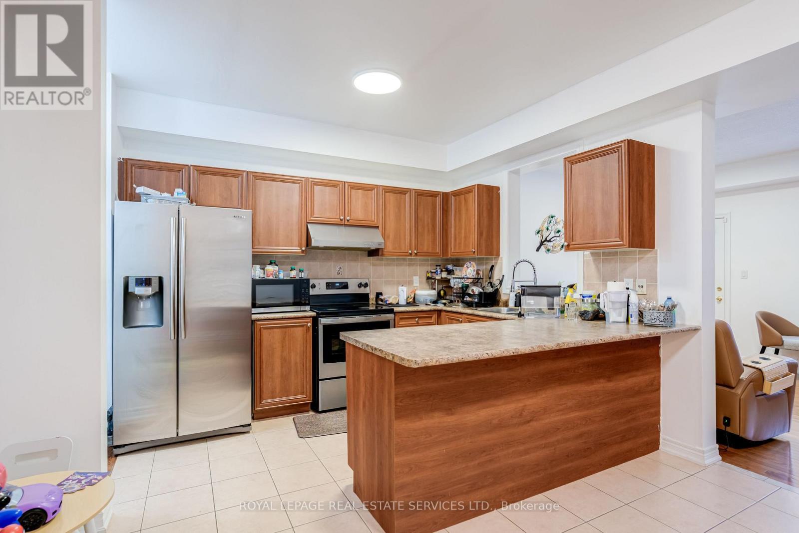 1337 Kestell Boulevard, Oakville, ON - Indoor Photo Showing Kitchen With Stainless Steel Kitchen