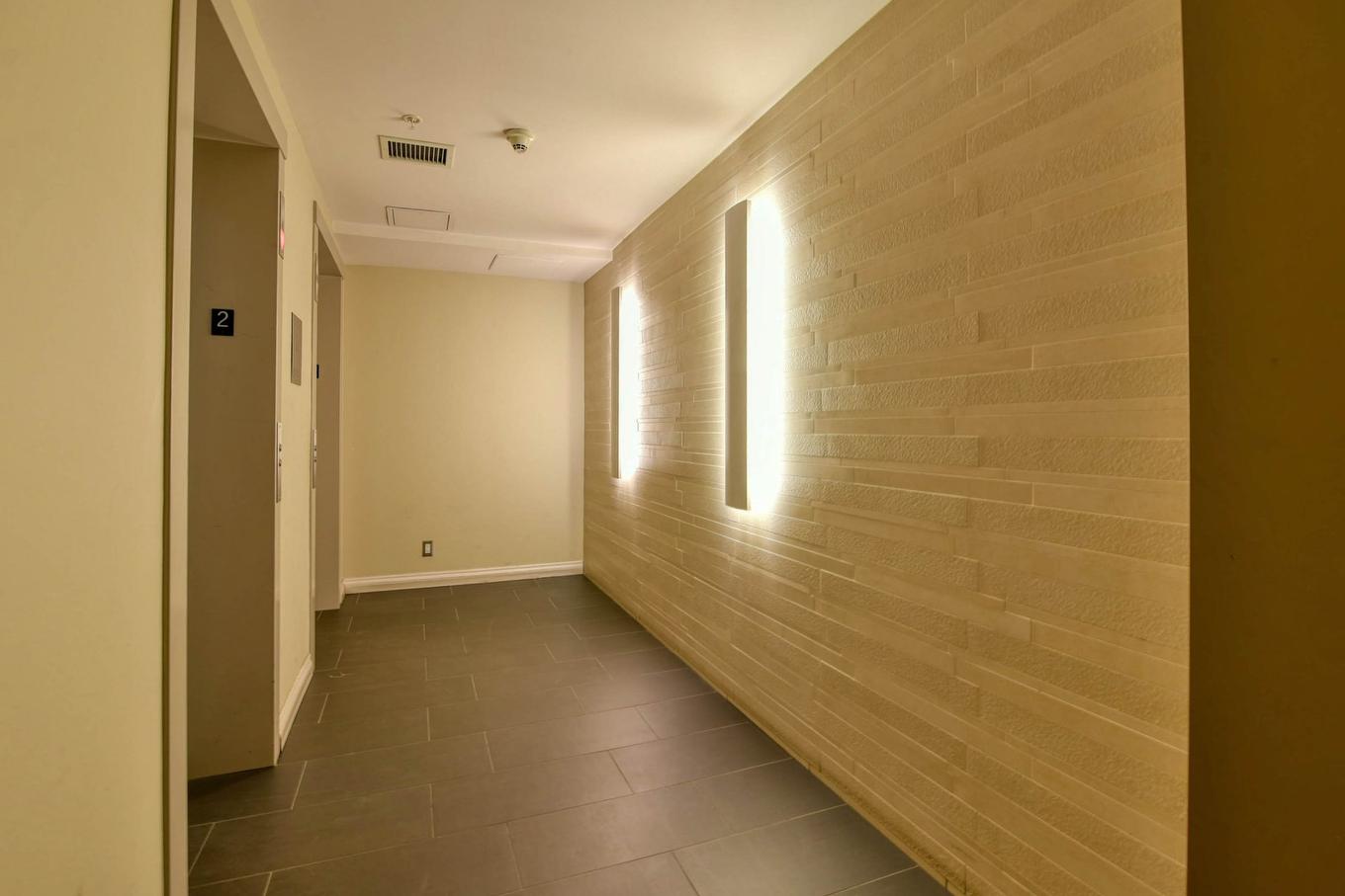 Autre - 208-4500 Ch. De La Côte-Des-Neiges, Montréal (Côte-Des-Neiges/Notre-Dame-De-Grâce), QC - Indoor Photo Showing Other Room