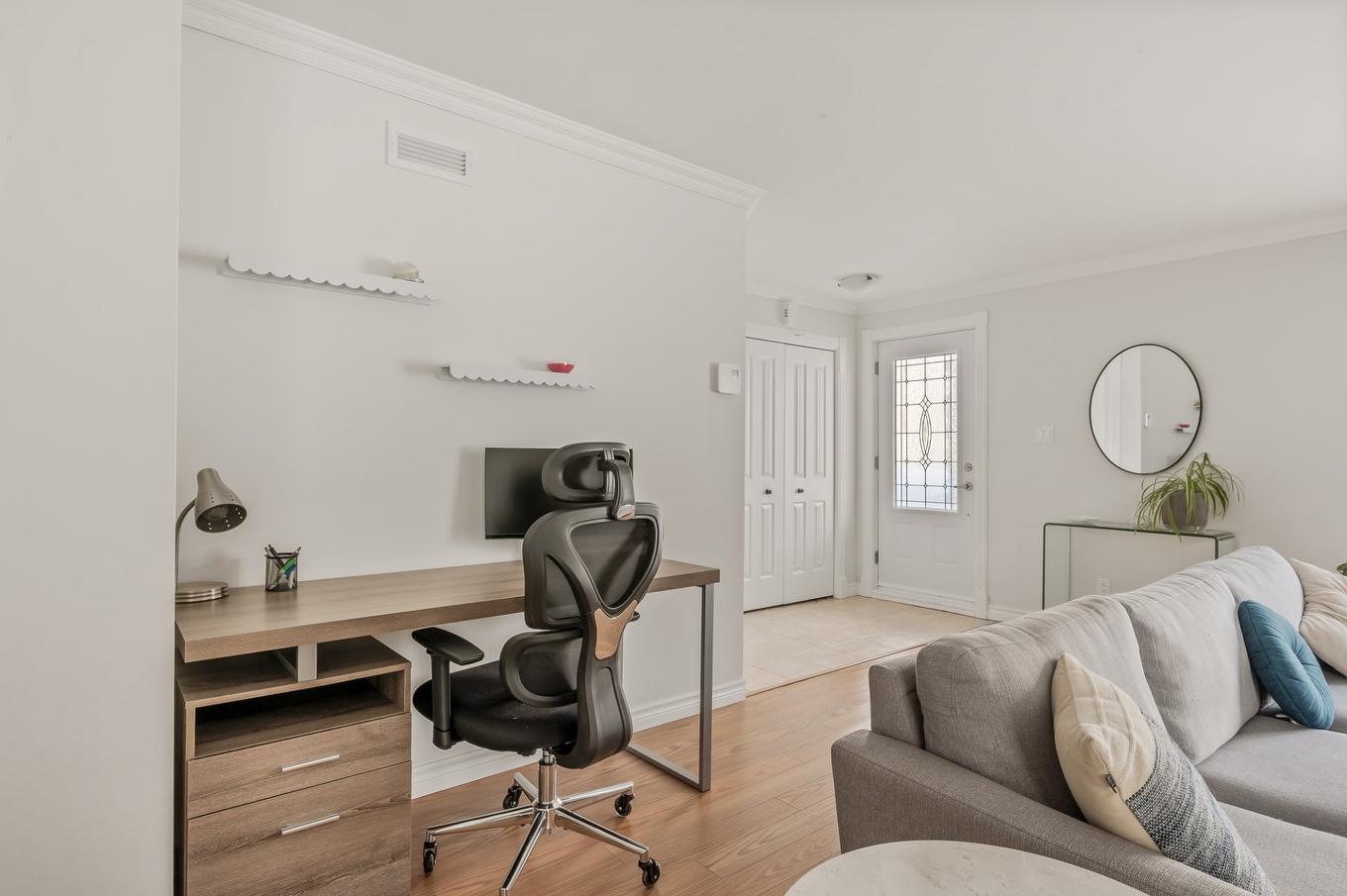 Living room - 6070 Rue Gounod, Lévis (Desjardins), QC - Indoor Photo Showing Office