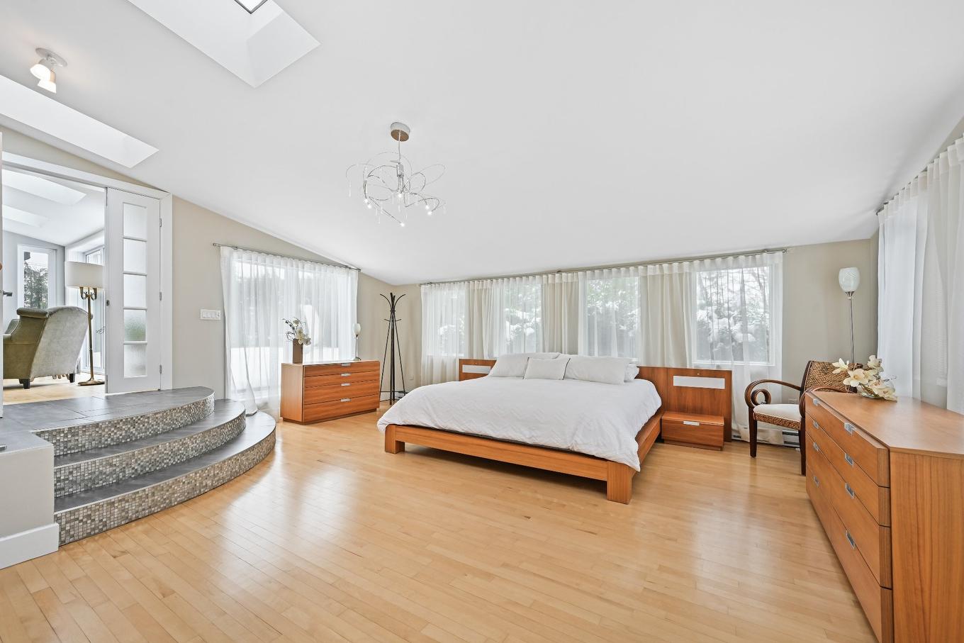 Chambre à coucher principale - 269 Rue Des Bois, Saint-Jean-Sur-Richelieu, QC - Indoor Photo Showing Bedroom