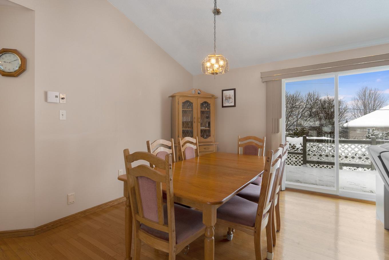 Salle à manger - 2105 Rue Lamartine, Sherbrooke (Les Nations), QC - Indoor Photo Showing Dining Room