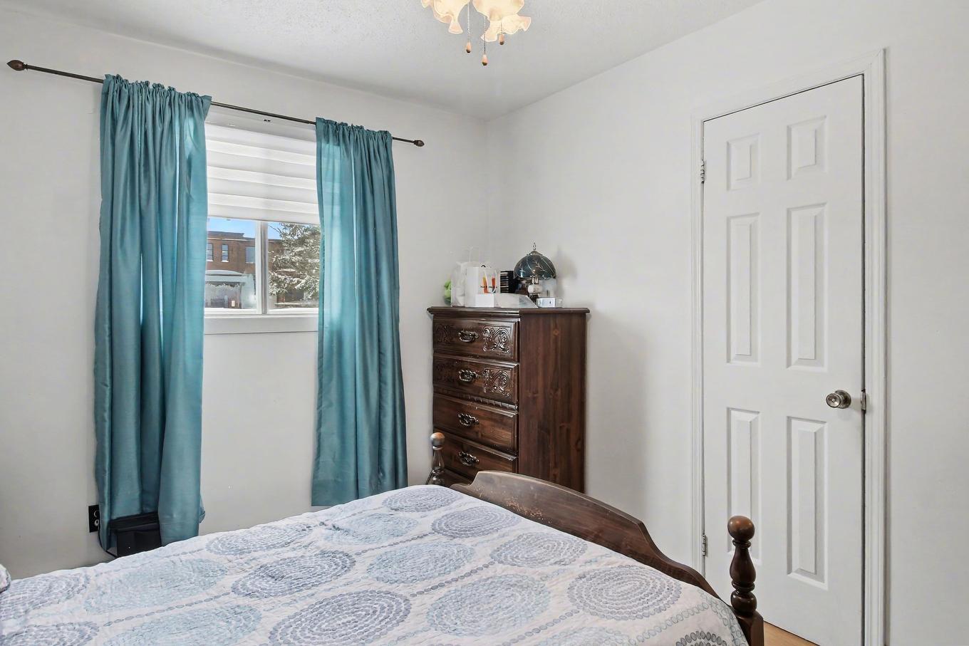 Chambre à coucher principale - 668 Place Maisonneuve, Rouyn-Noranda, QC - Indoor Photo Showing Bedroom