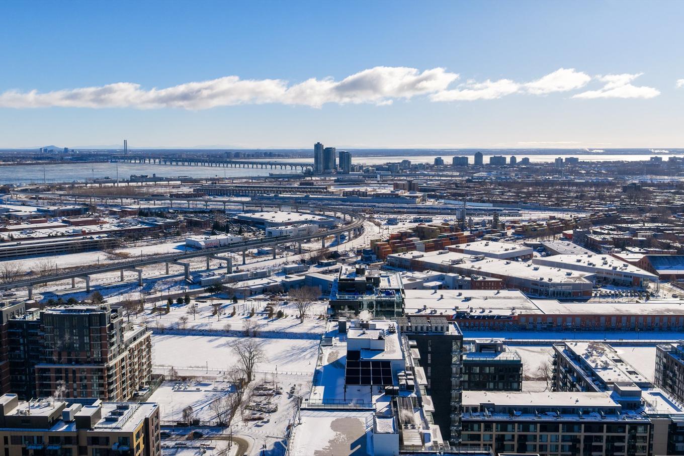 Photo aérienne - 222-225 Rue De La Montagne, Montréal (Le Sud-Ouest), QC - Outdoor With View