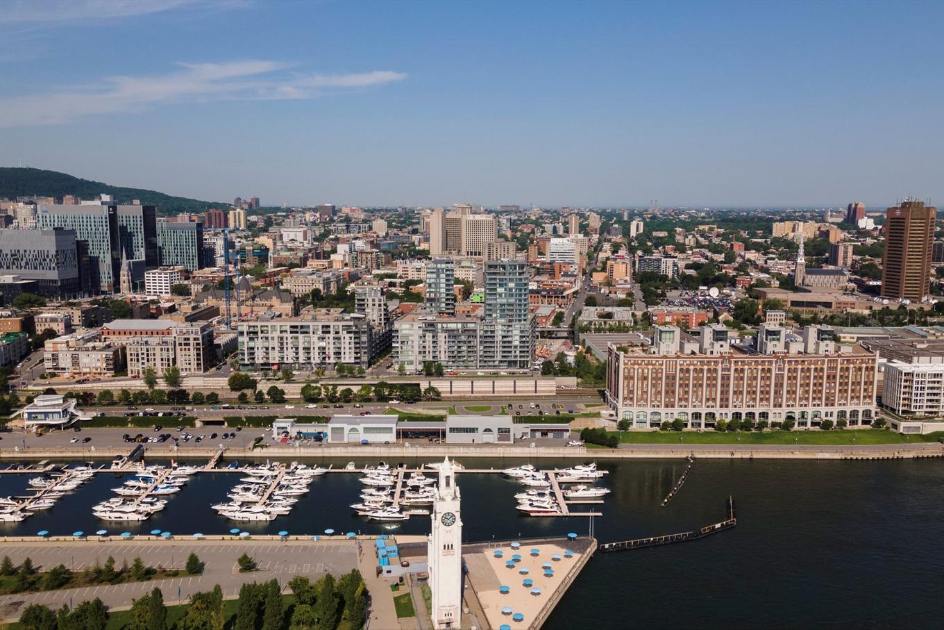 Photo aérienne - 222-225 Rue De La Montagne, Montréal (Le Sud-Ouest), QC - Outdoor With Body Of Water With View