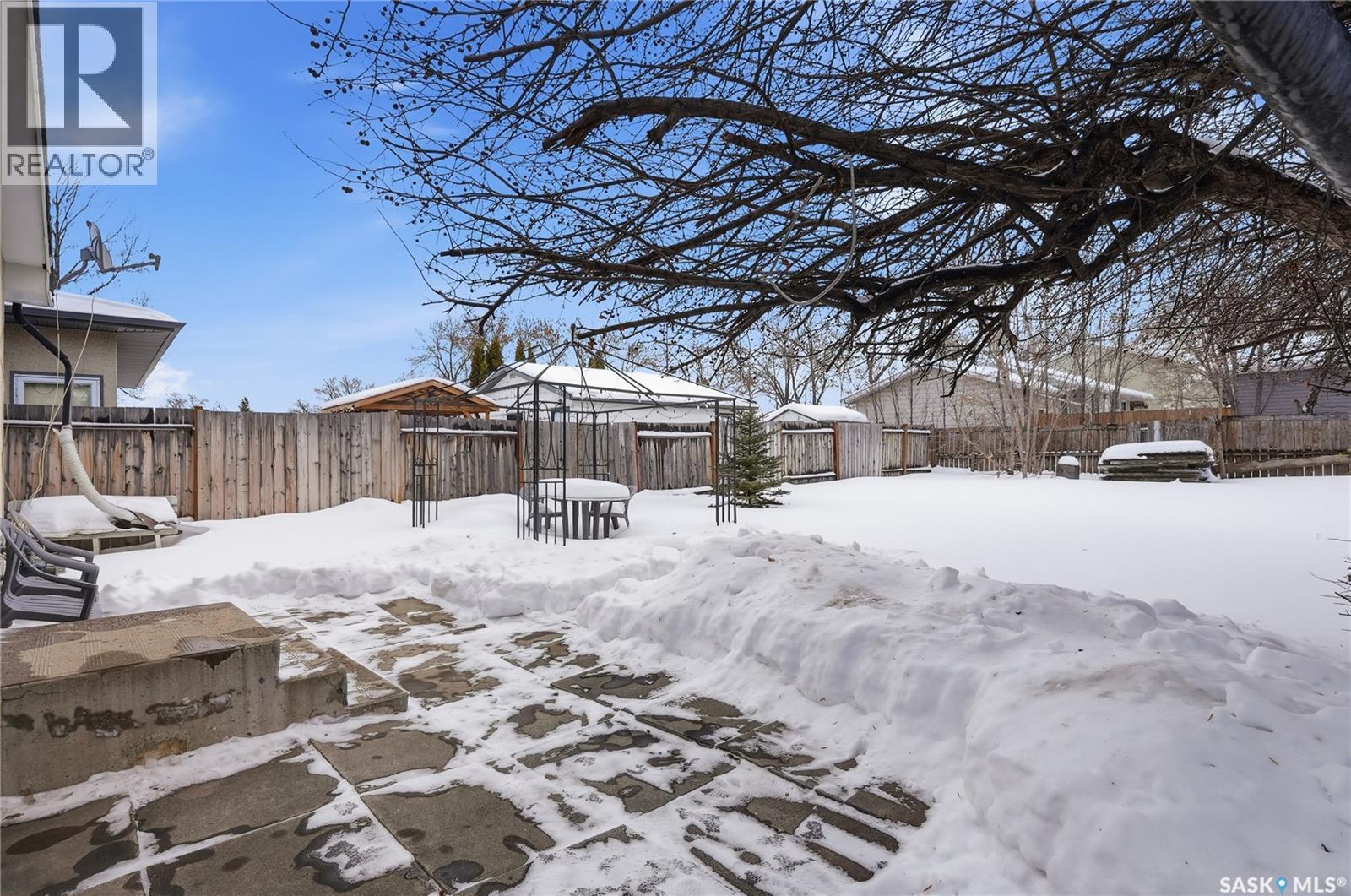 3205 33Rd Street W, Saskatoon, SK - Outdoor