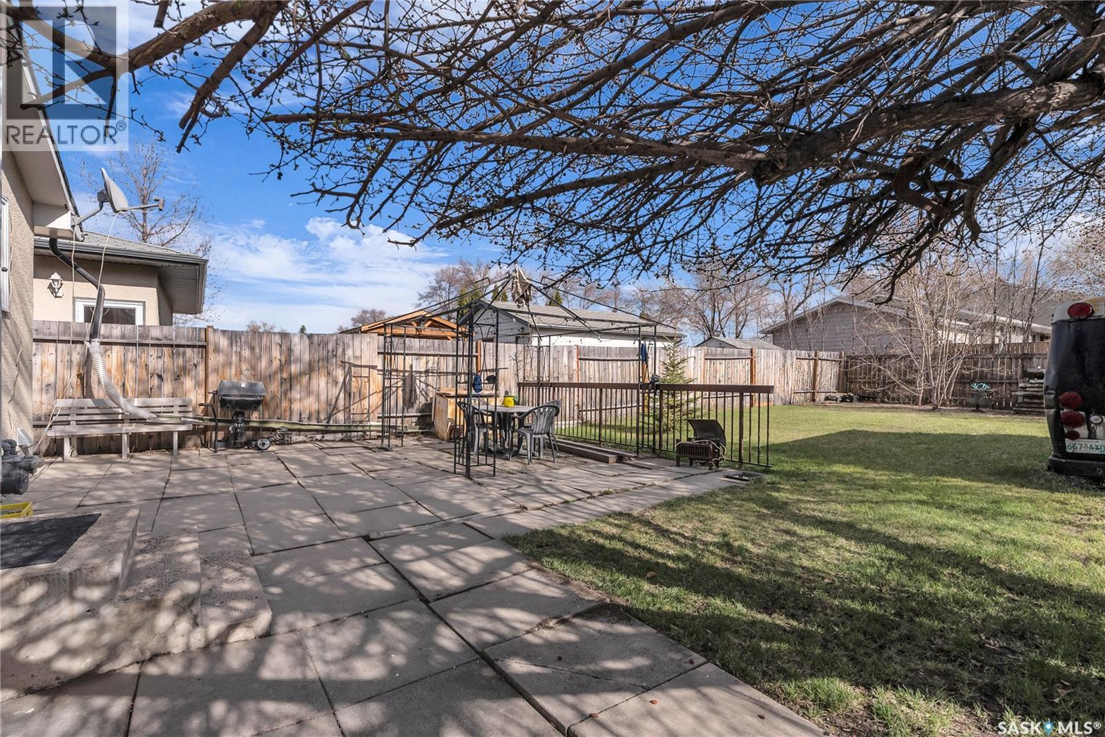 3205 33Rd Street W, Saskatoon, SK - Outdoor