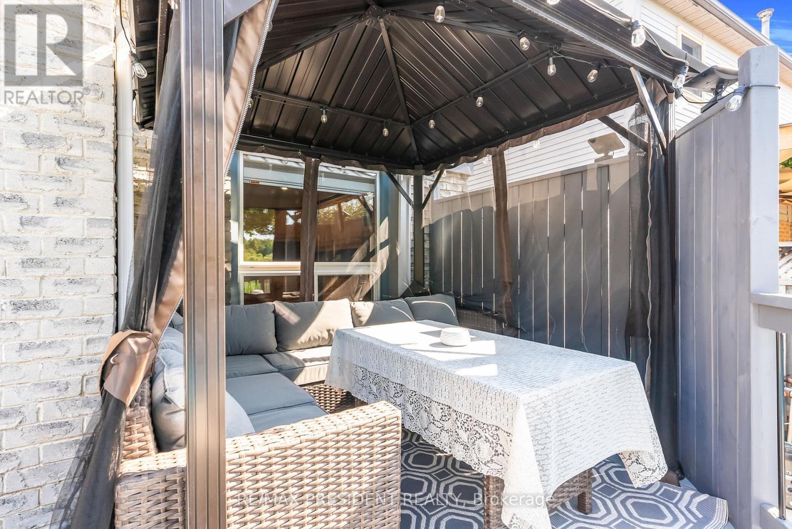 6200 Osprey Boulevard, Mississauga, ON - Outdoor With Deck Patio Veranda With Exterior