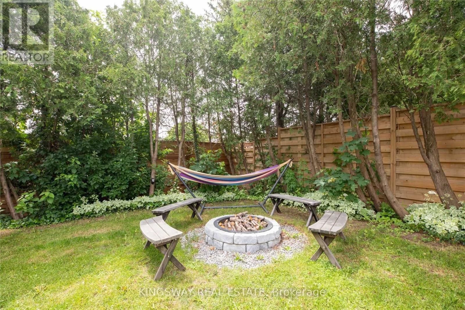 2594 Bromsgrove Road, Mississauga, ON - Outdoor