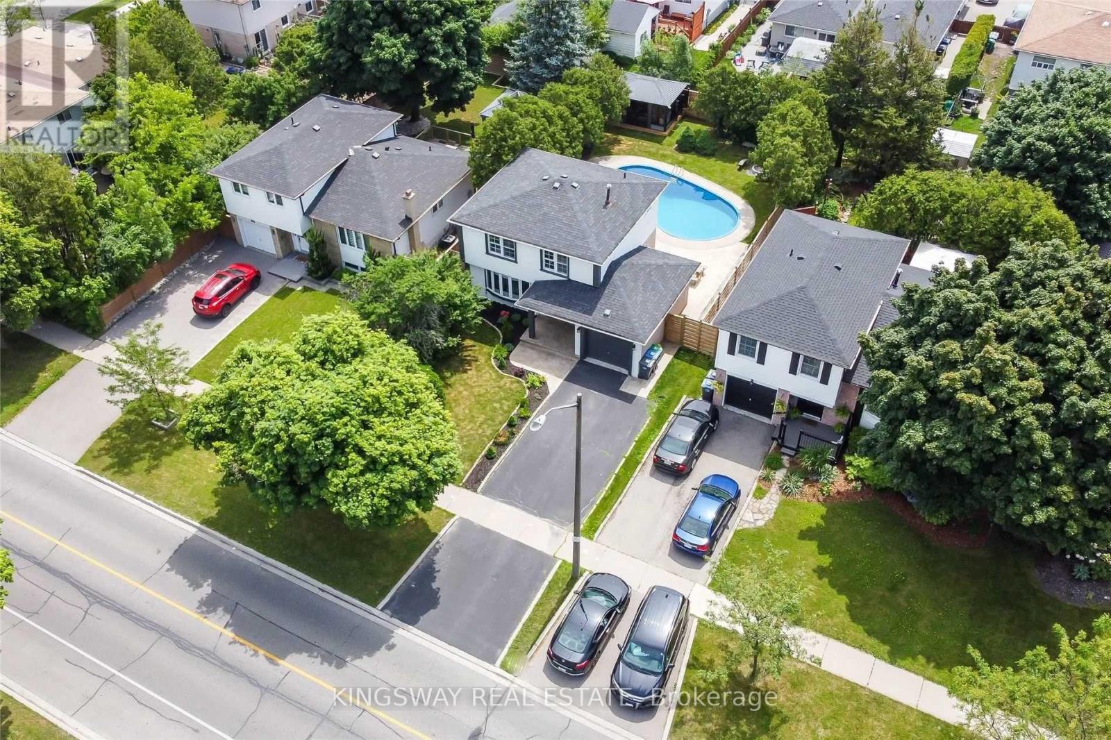 2594 Bromsgrove Road, Mississauga, ON - Outdoor With View