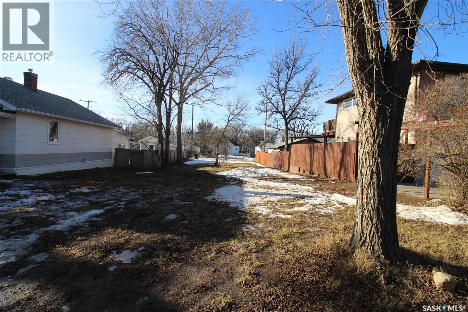 347 4Th Street E, Shaunavon, SK