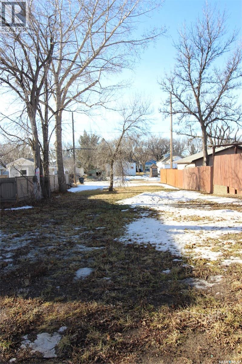 347 4Th Street E, Shaunavon, SK