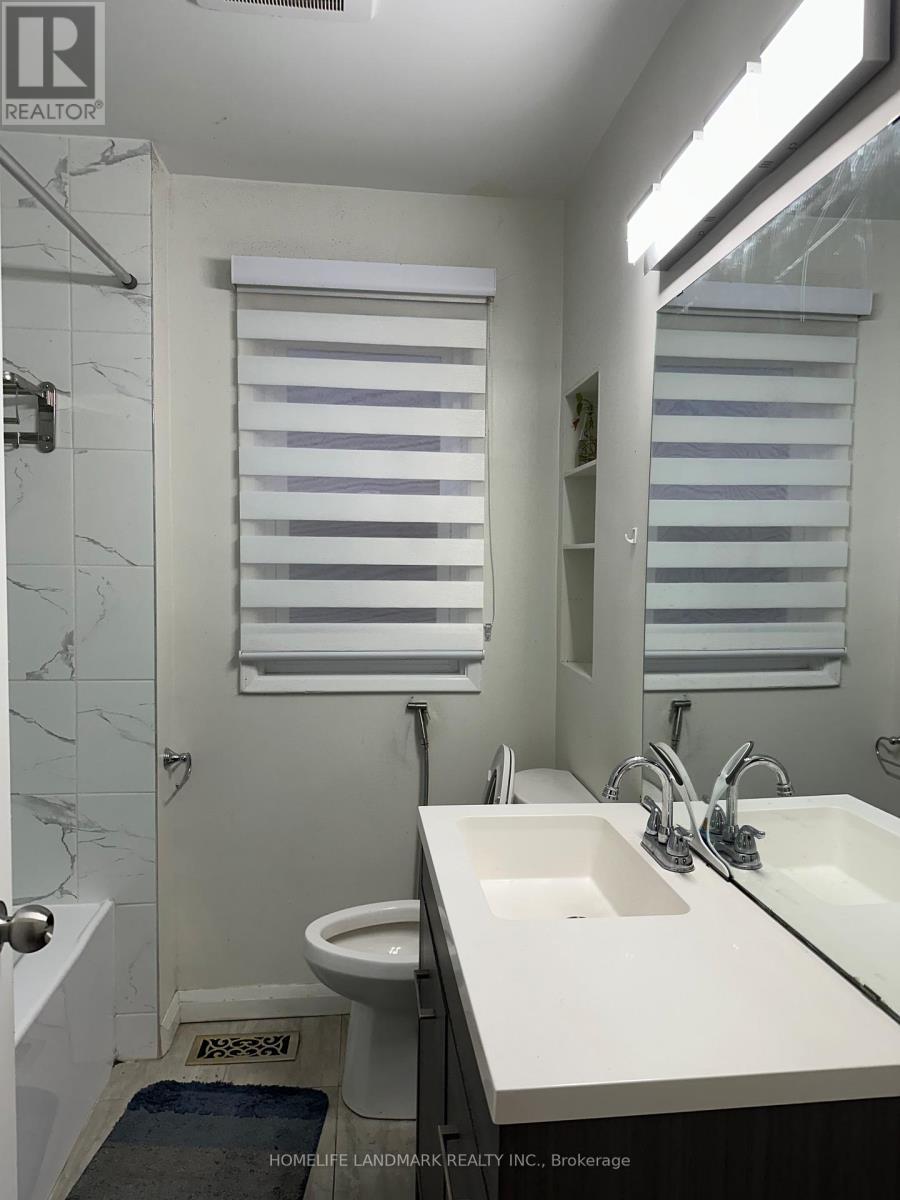 23 Frey Crescent, Toronto, ON - Indoor Photo Showing Bathroom