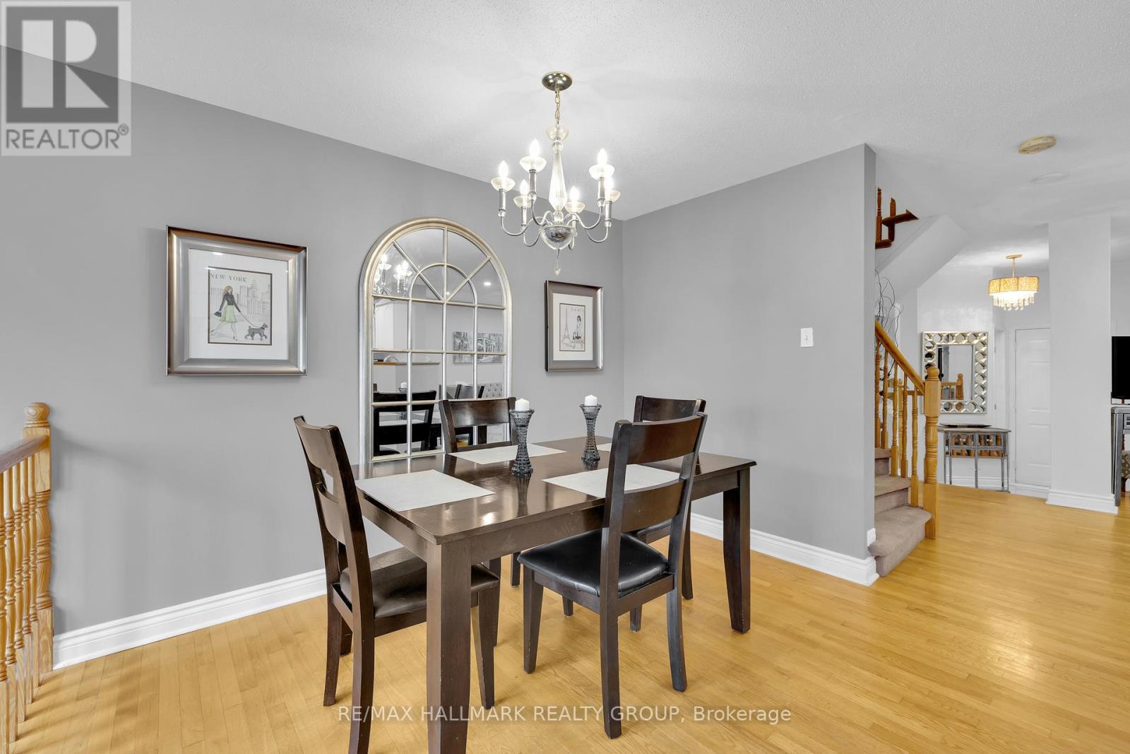 142 Inverkip Avenue, Ottawa, ON - Indoor Photo Showing Dining Room