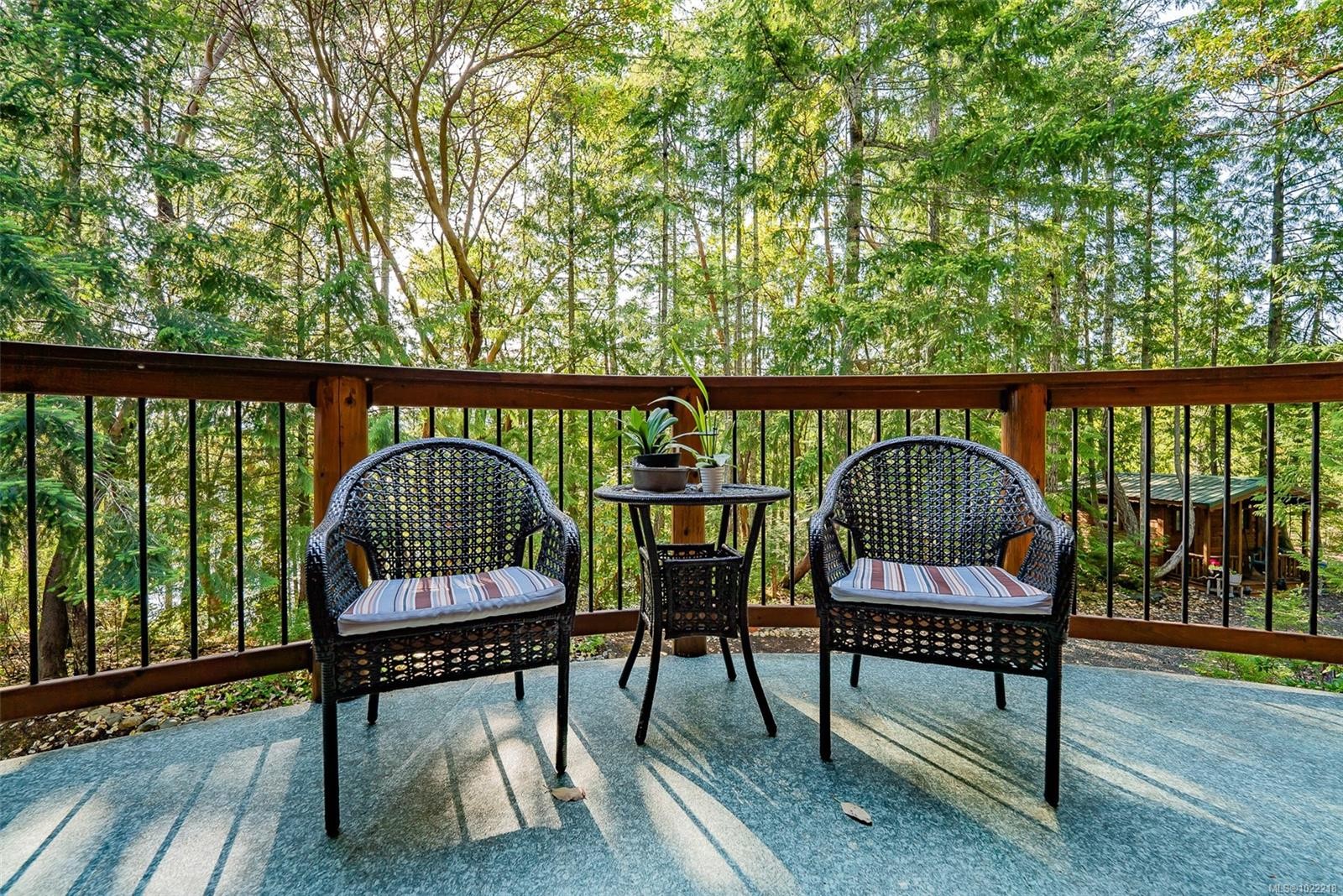 1100 Keith Rd, Qualicum Beach, BC