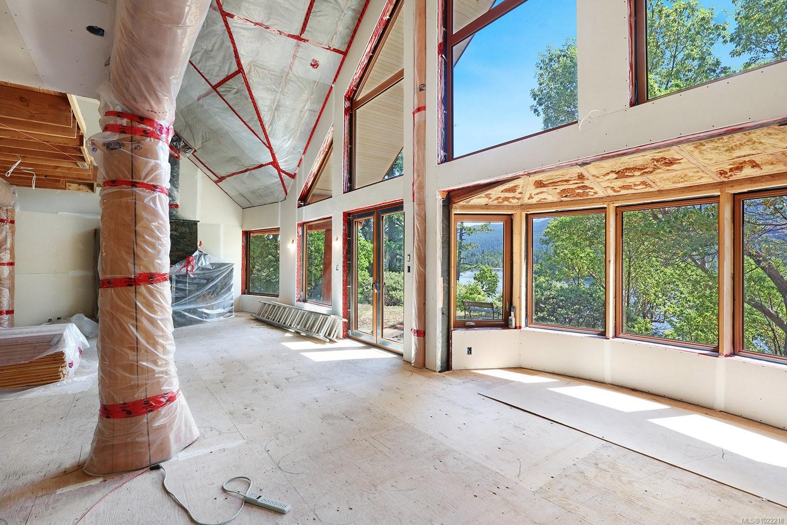 1100 Keith Rd, Qualicum Beach, BC