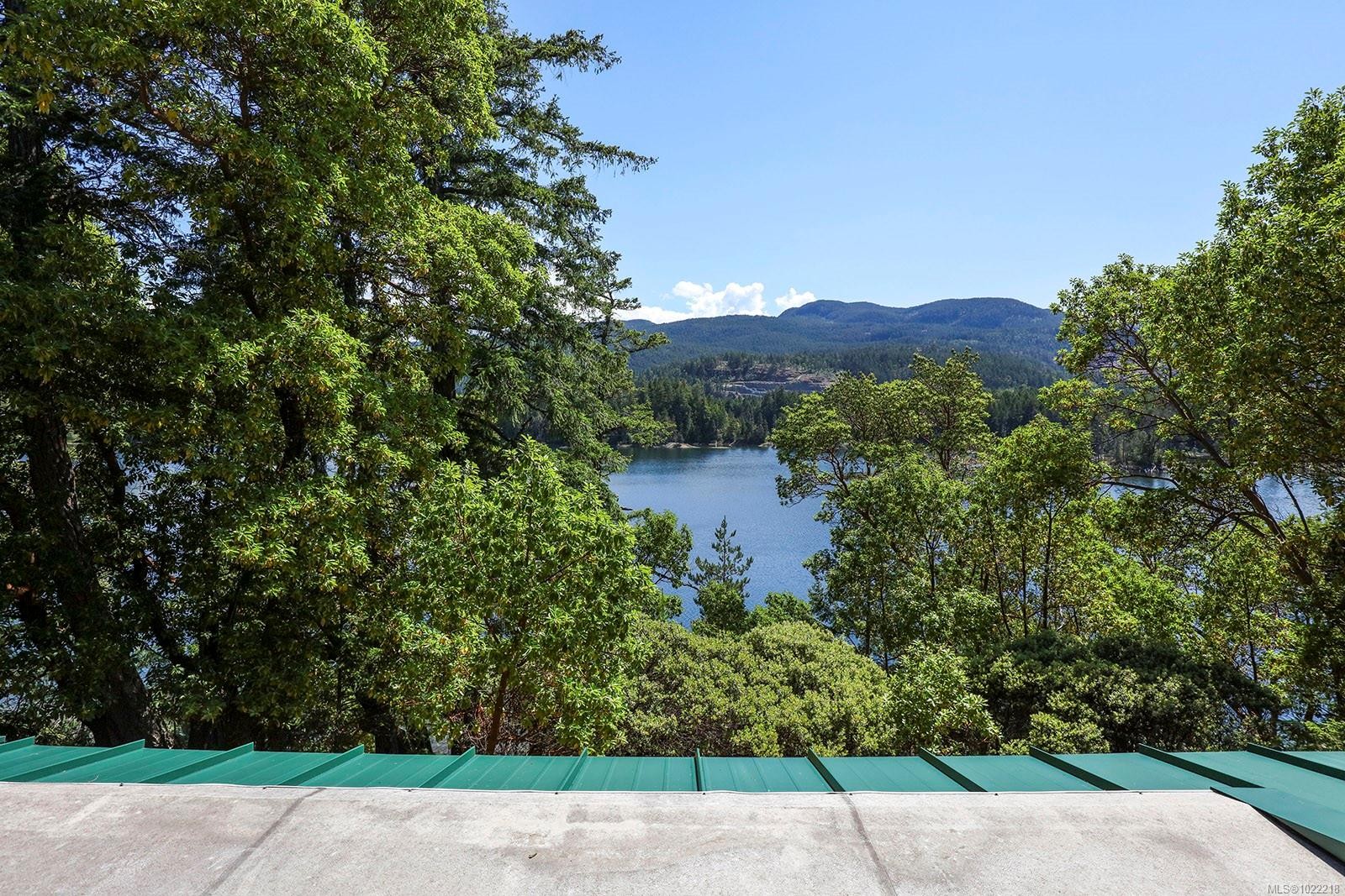 1100 Keith Rd, Qualicum Beach, BC